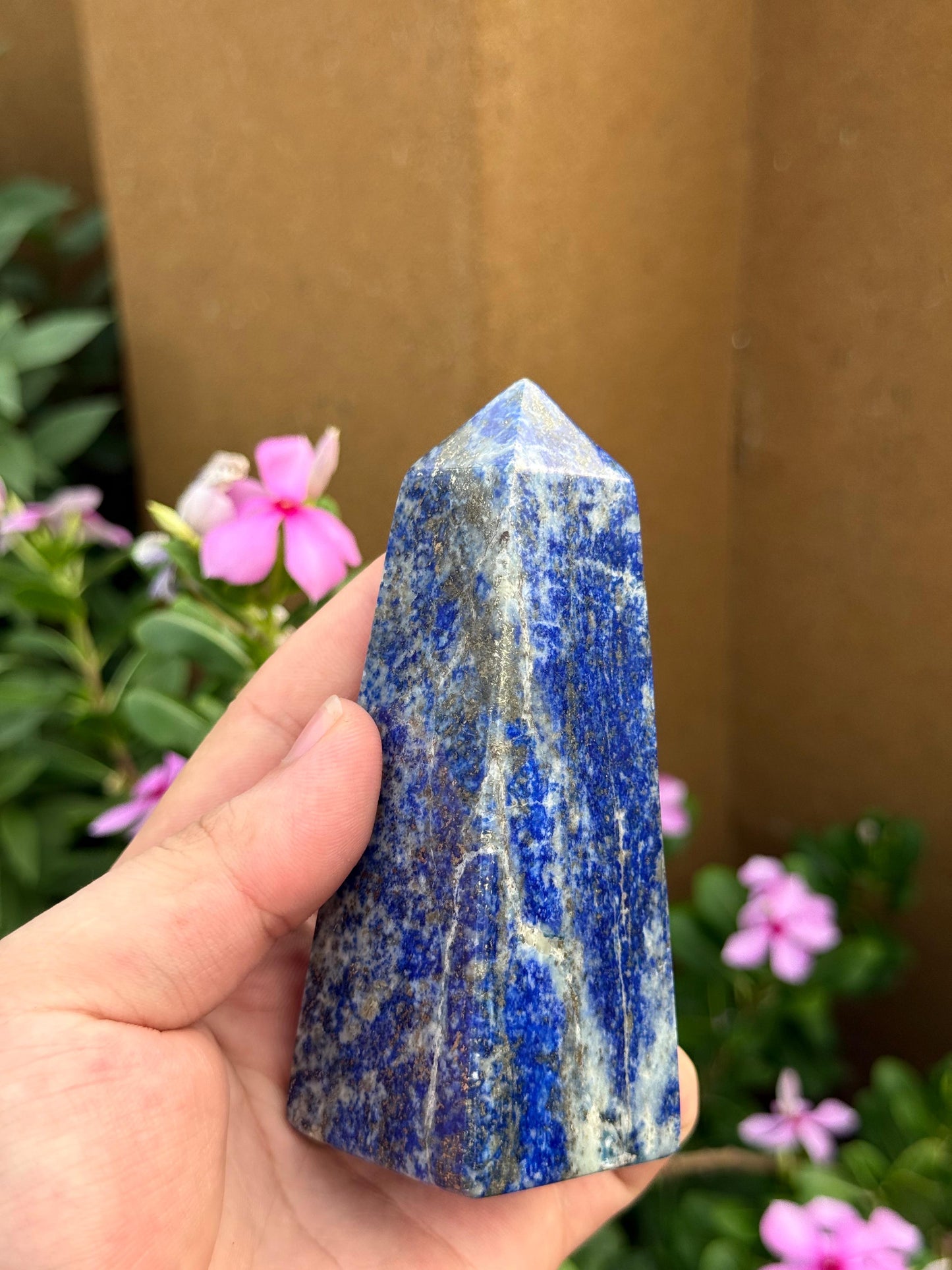 Natural Afghan Lapis Lazuli Tower 330g 108.5 x 40 x 26.5 mm Origin Afghanistan