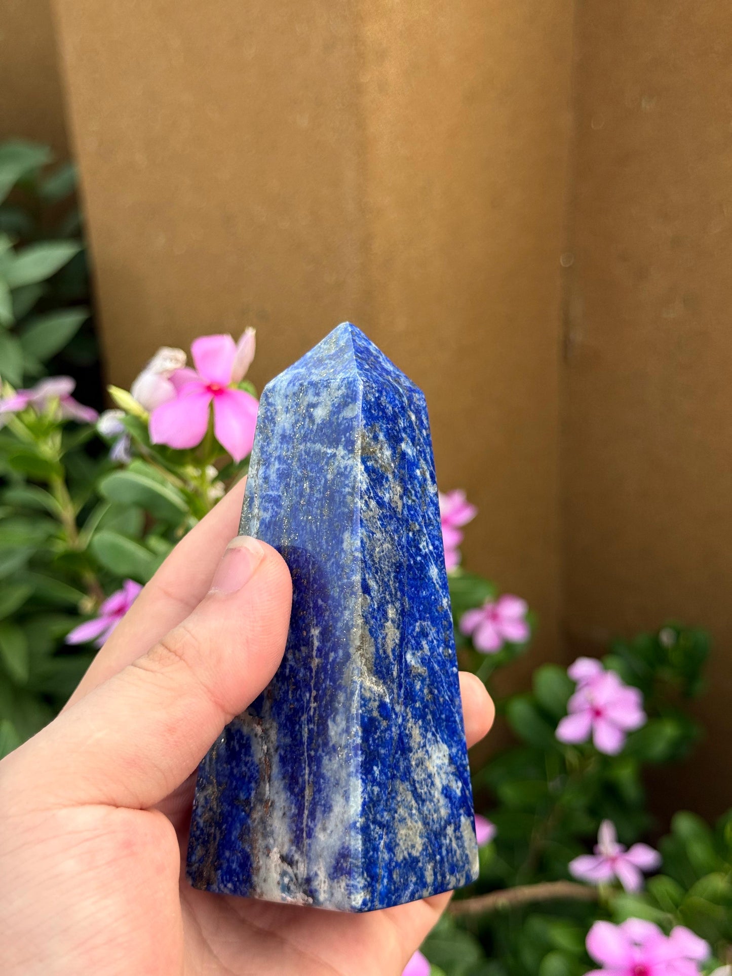 Natural Afghan Lapis Lazuli Tower 330g 108.5 x 40 x 26.5 mm Origin Afghanistan