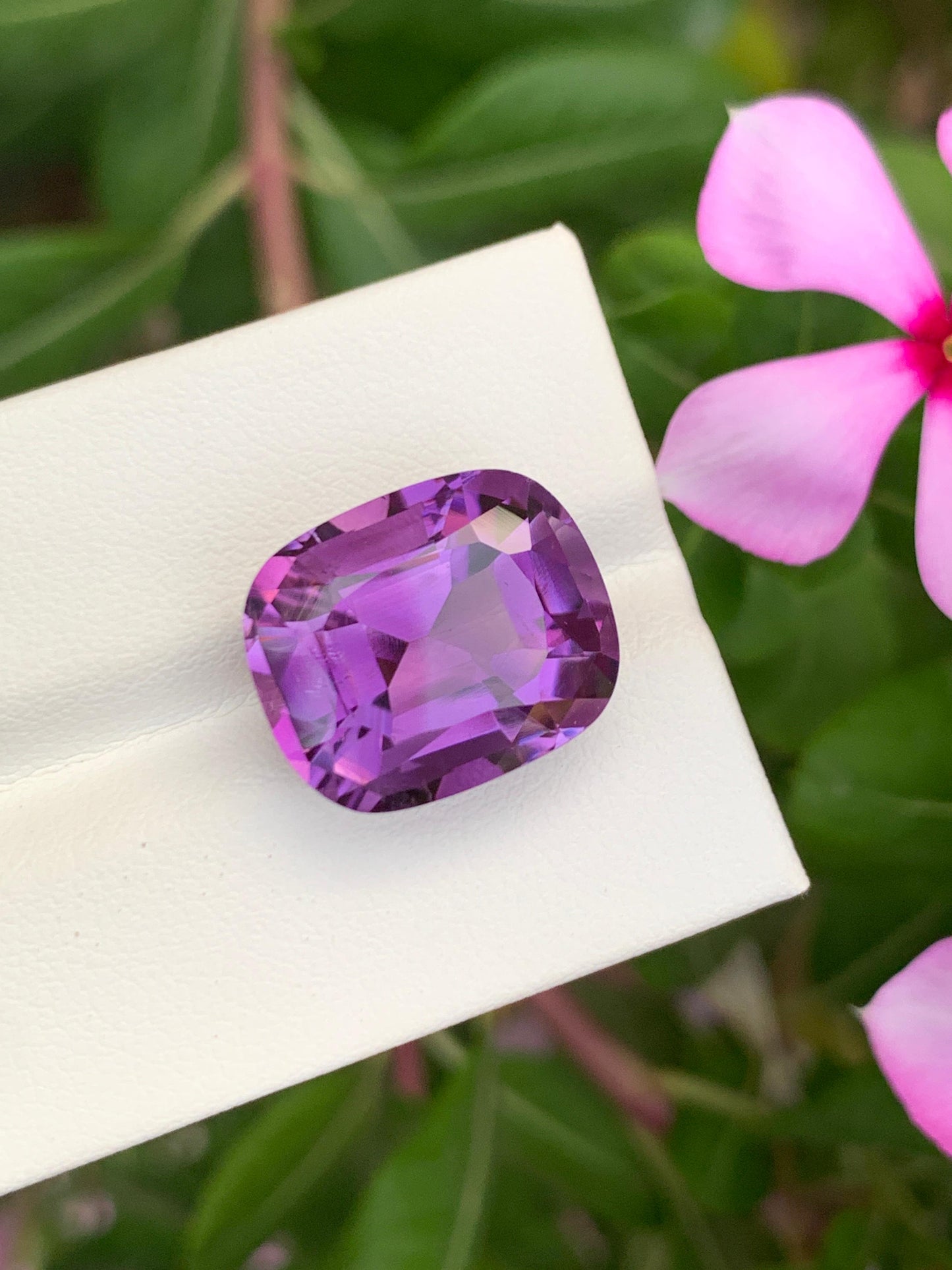 Natural Amethyst Deep Purple 13.35 Ct Faceted Gemstone Loose Stone for Jewelry