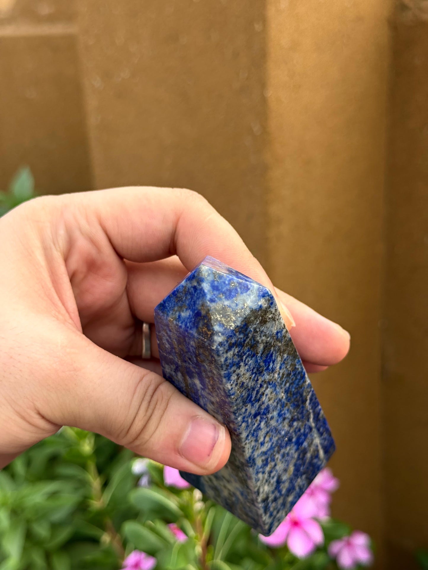 Natural Afghan Lapis Lazuli Tower 330g 108.5 x 40 x 26.5 mm Origin Afghanistan