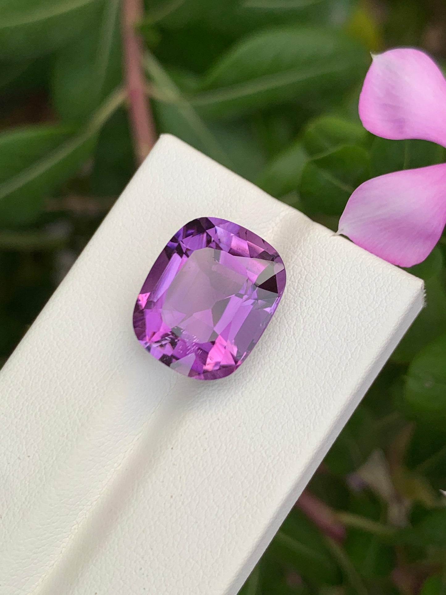 Natural Amethyst Deep Purple 13.35 Ct Faceted Gemstone Loose Stone for Jewelry