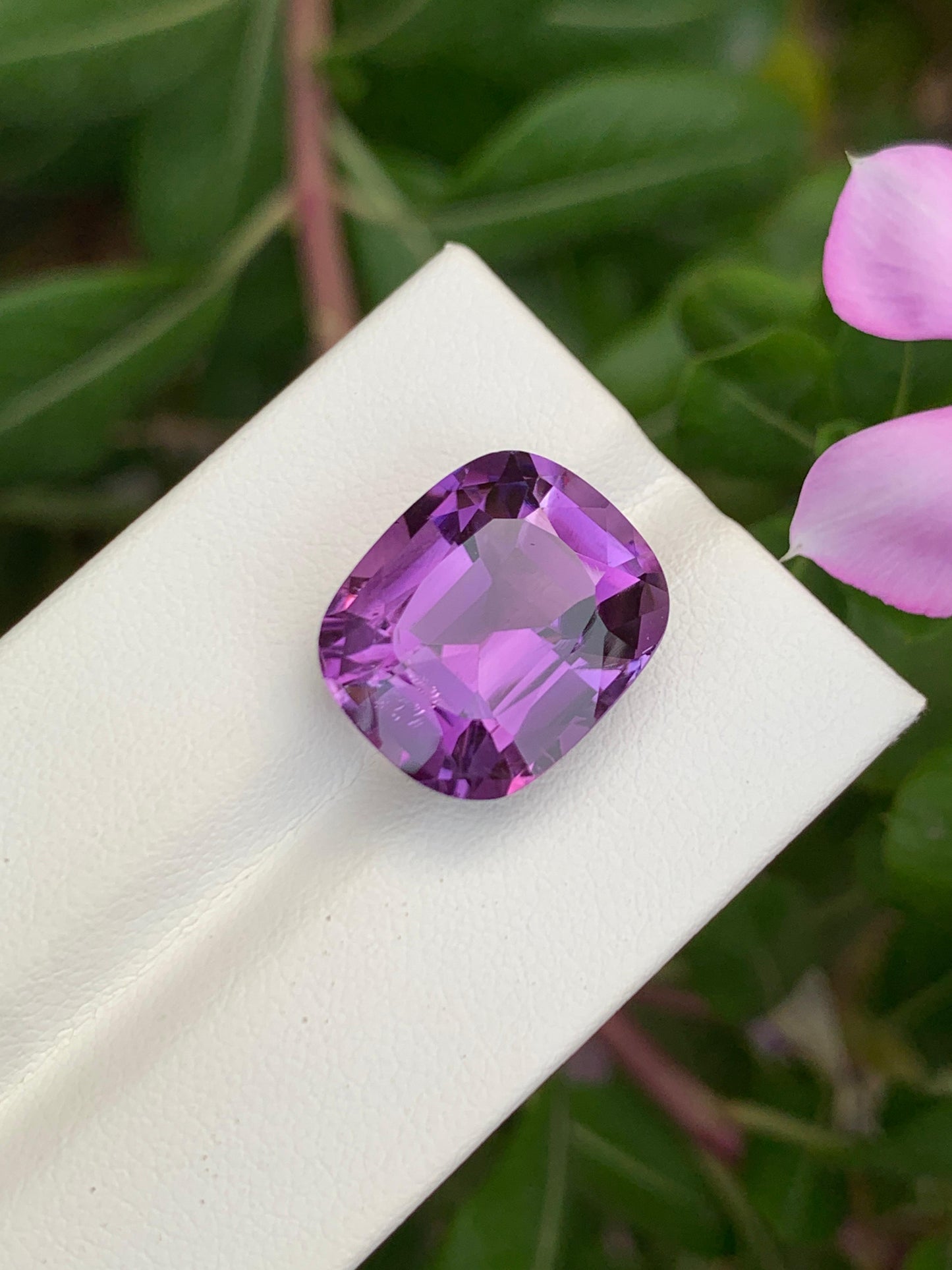 Natural Amethyst Deep Purple 13.35 Ct Faceted Gemstone Loose Stone for Jewelry
