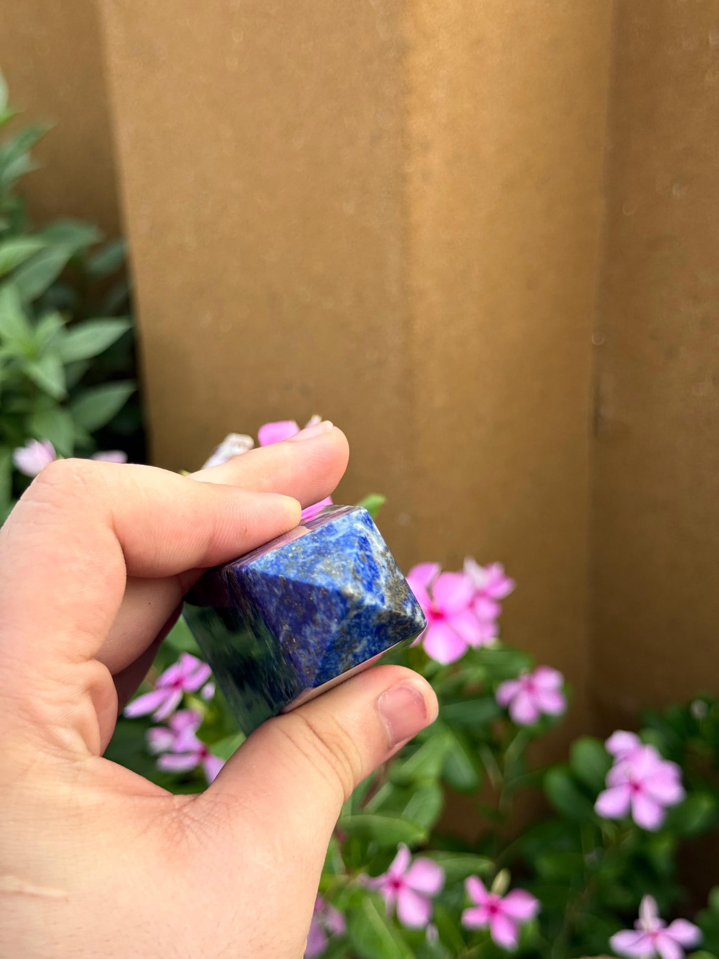 Natural Afghan Lapis Lazuli Tower 330g 108.5 x 40 x 26.5 mm Origin Afghanistan
