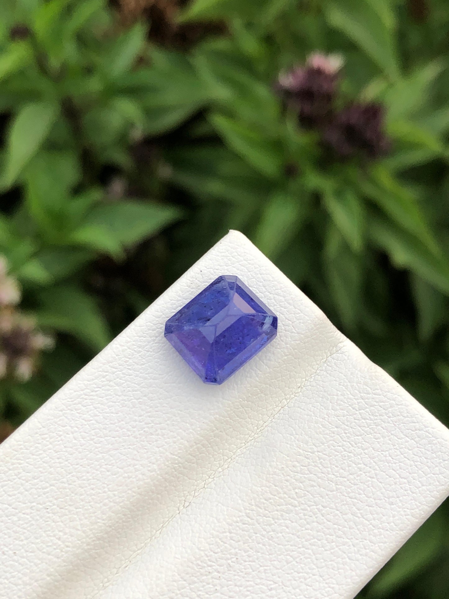 Natural Tanzanite Gemstone 4.65 Ct Oval Cut Tanzania Origin