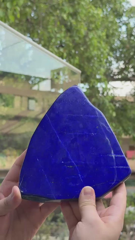 Premium Lapis Lazuli Crystal: Hand Carved 1065g Polished Stone for Healing